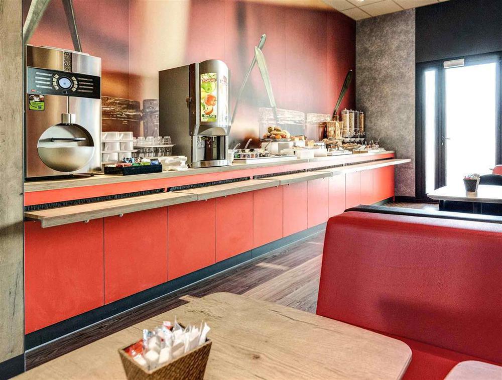 Ibis Agen Centre Gare Hotel Restoran gambar